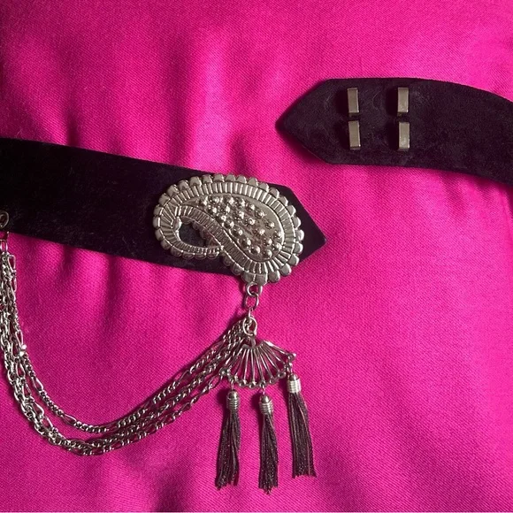 Vintage 1980’s Bob Mackie Black Cinch Belt with Silver Chain - Picture 3 of 5